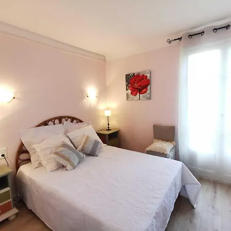 Aspres Holiday home